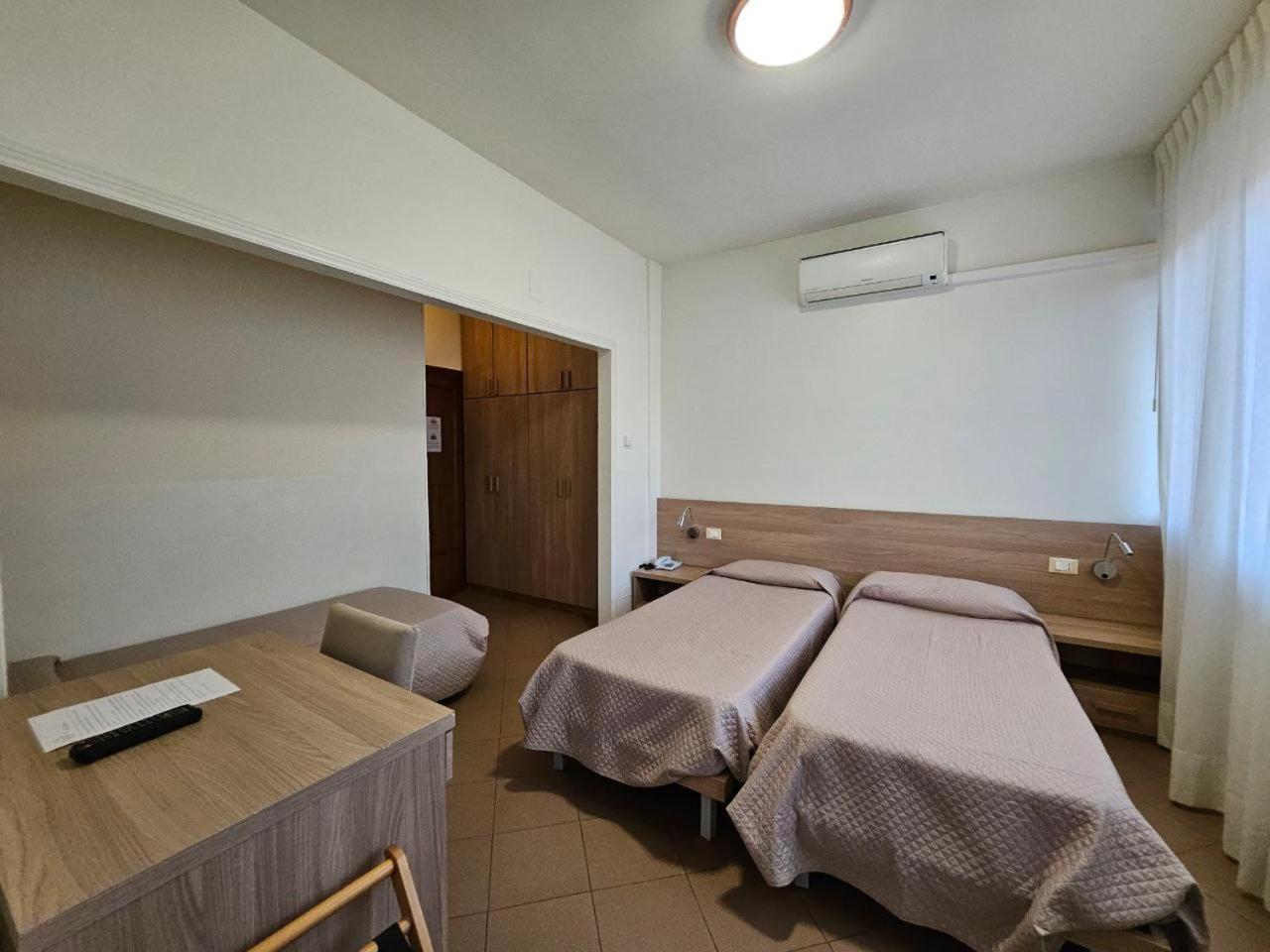 Albergo Nyers Perugia Exterior foto