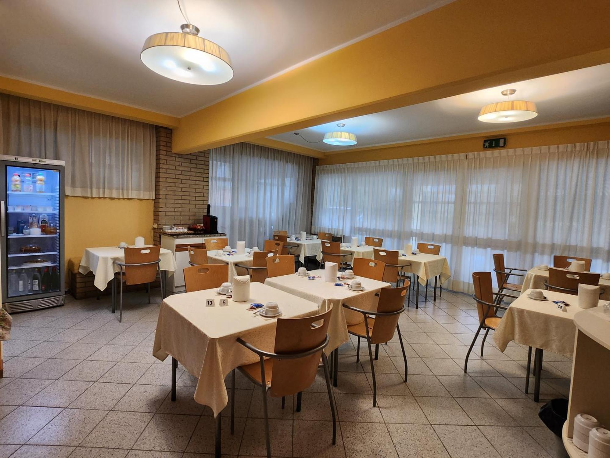 Albergo Nyers Perugia Exterior foto
