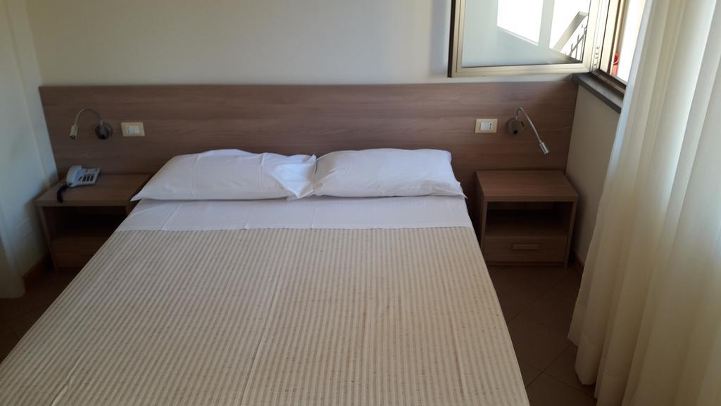 Albergo Nyers Perugia Exterior foto