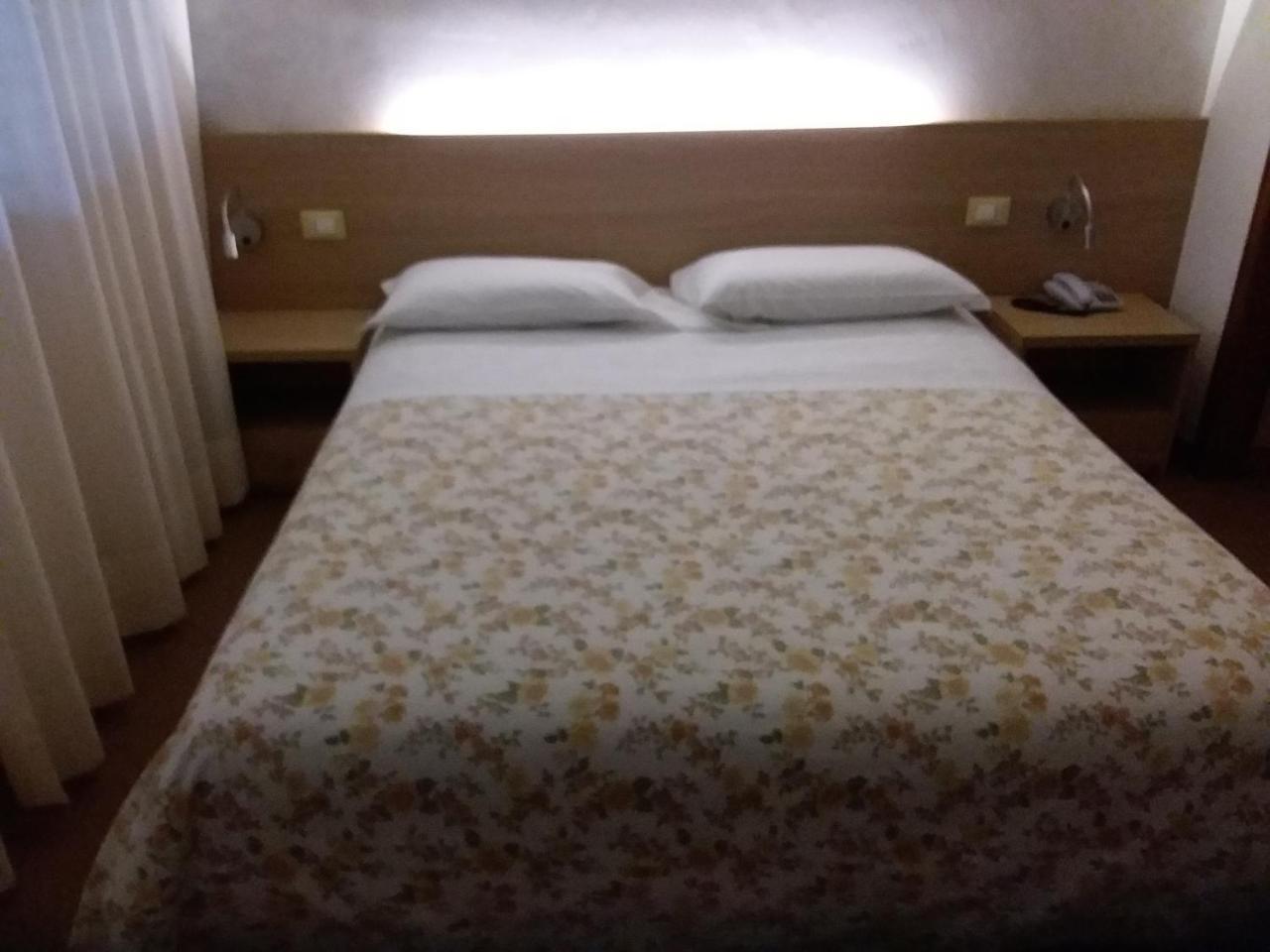 Albergo Nyers Perugia Exterior foto