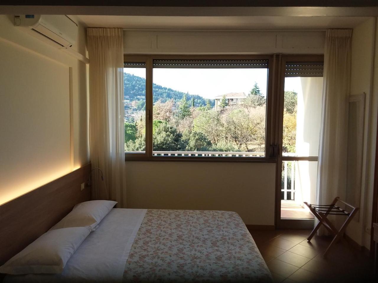 Albergo Nyers Perugia Exterior foto